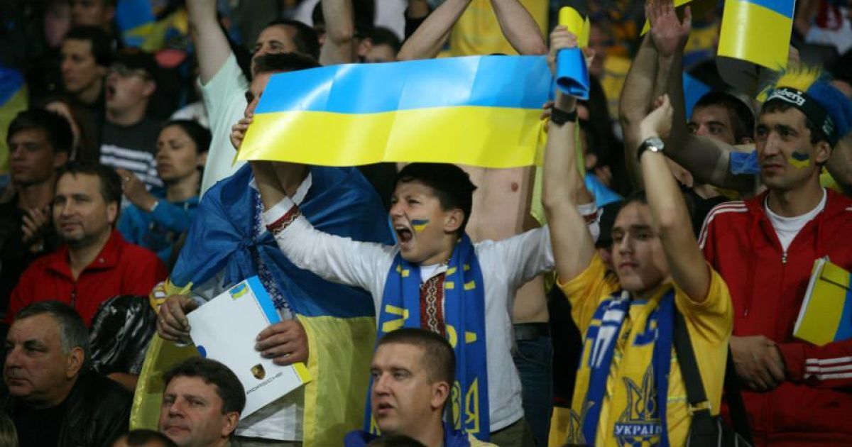 Вболівальники розкупили квитки за 180 і 200 гривень