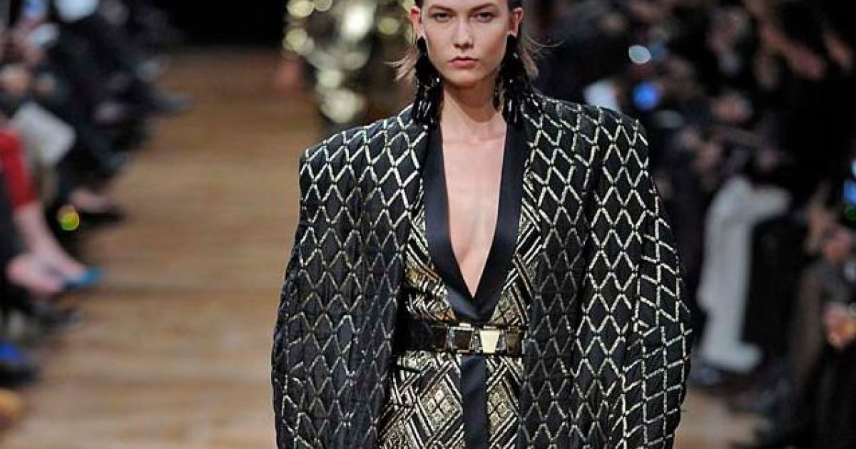 Balmain у новій колекції використали східні мотиви та дорогі тканини