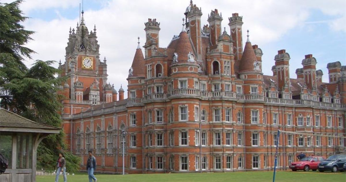 Вступити в філія Лондонського вузу можна буде через рік