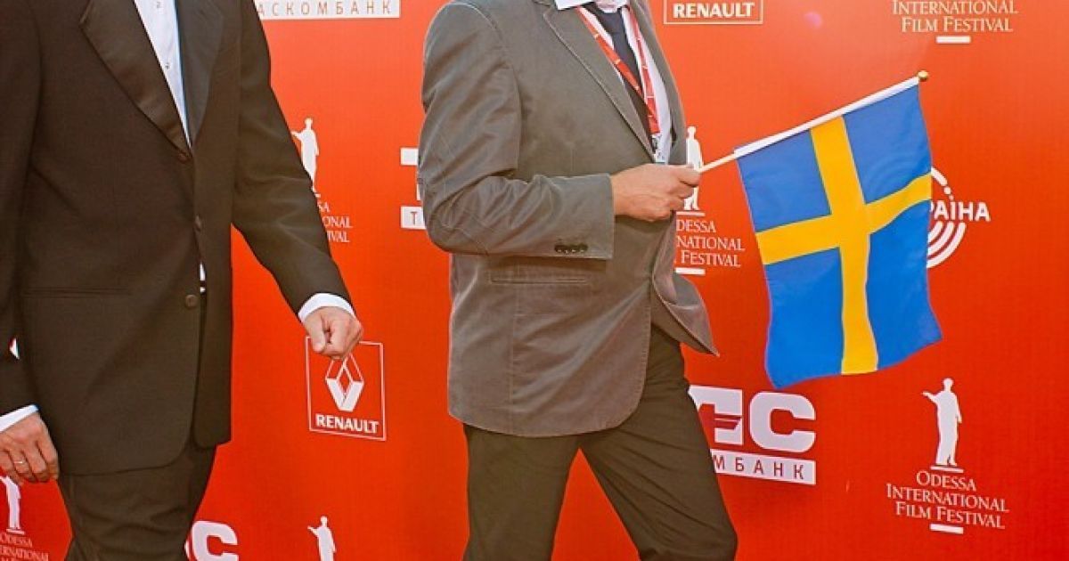 Зірки пройшлися червоною доріжкою на закритті фестивалю / © dumskaya.net