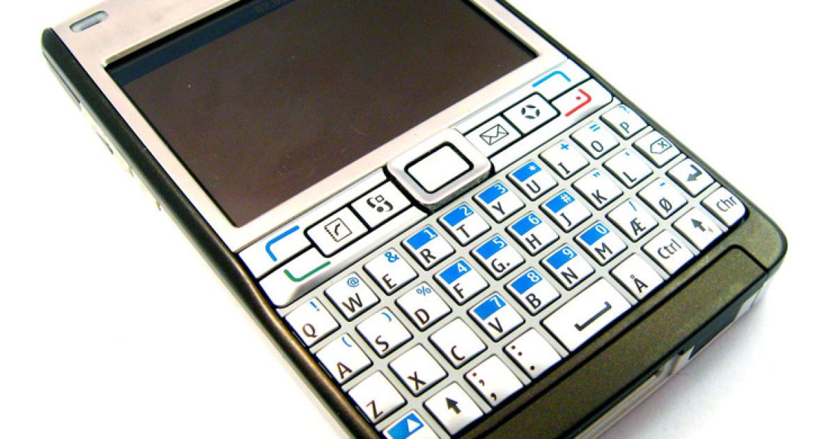 2005 рік. Nokia E61/E61i / © Lenta.ru