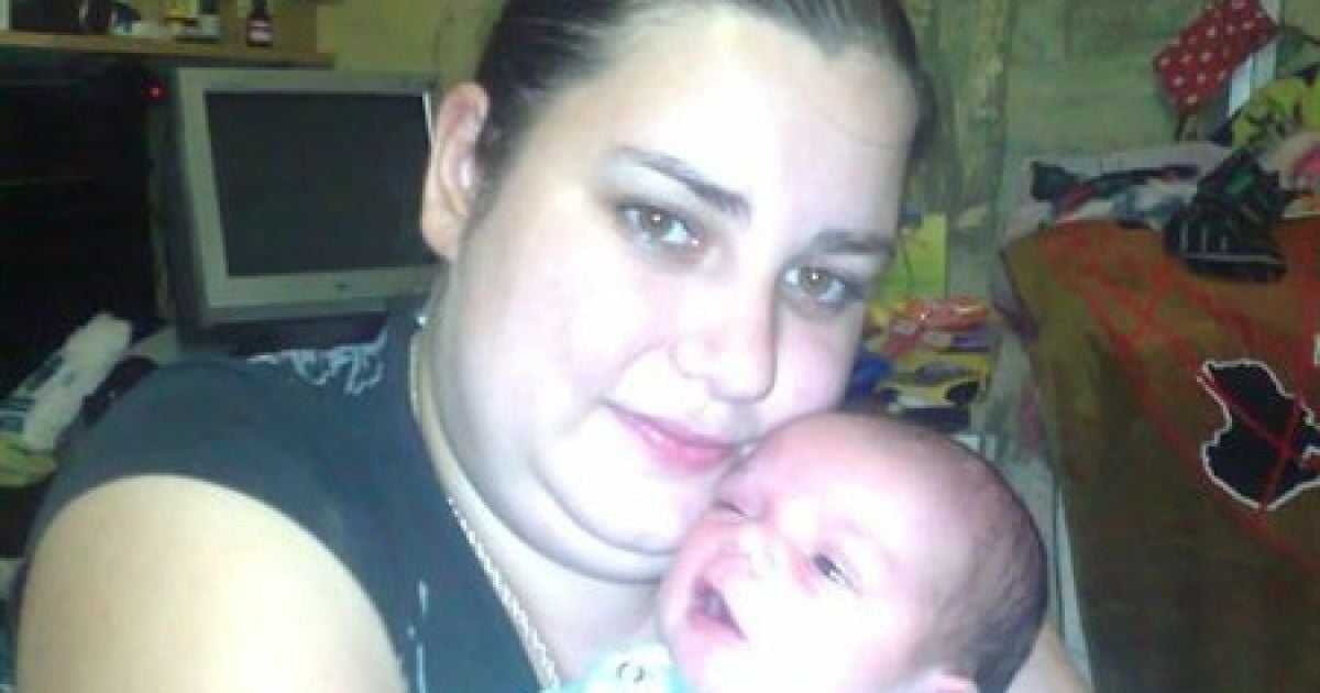 Мати стверджує, що дитина була цілком здоровою