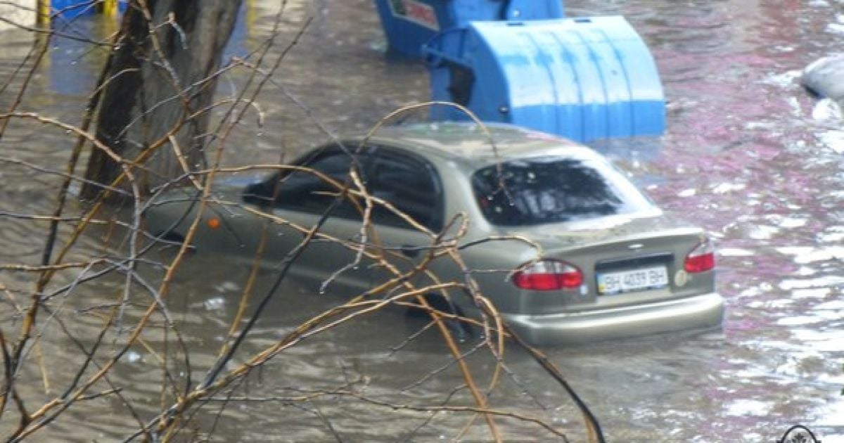 Одеса пережила шалену грозу зі зливою, градом і вітром / © Одесса как она есть