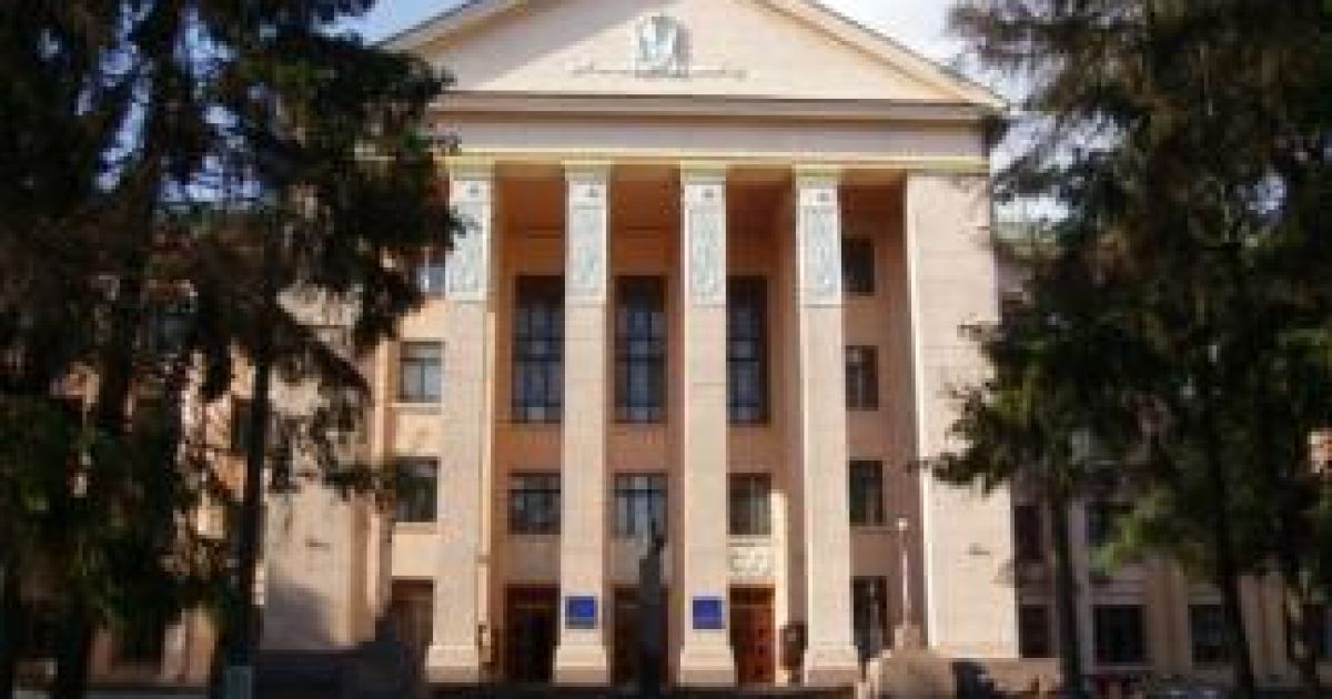 Горить університет ім. Богомольця