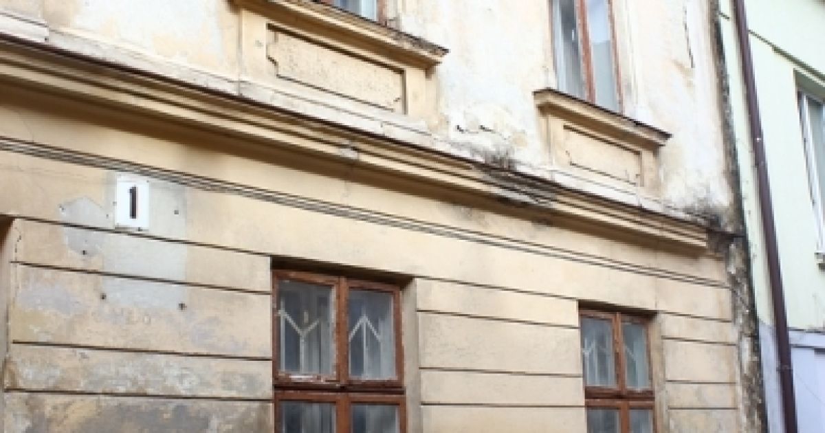 Львів стоїть у руїнах / © ZAXID.NET