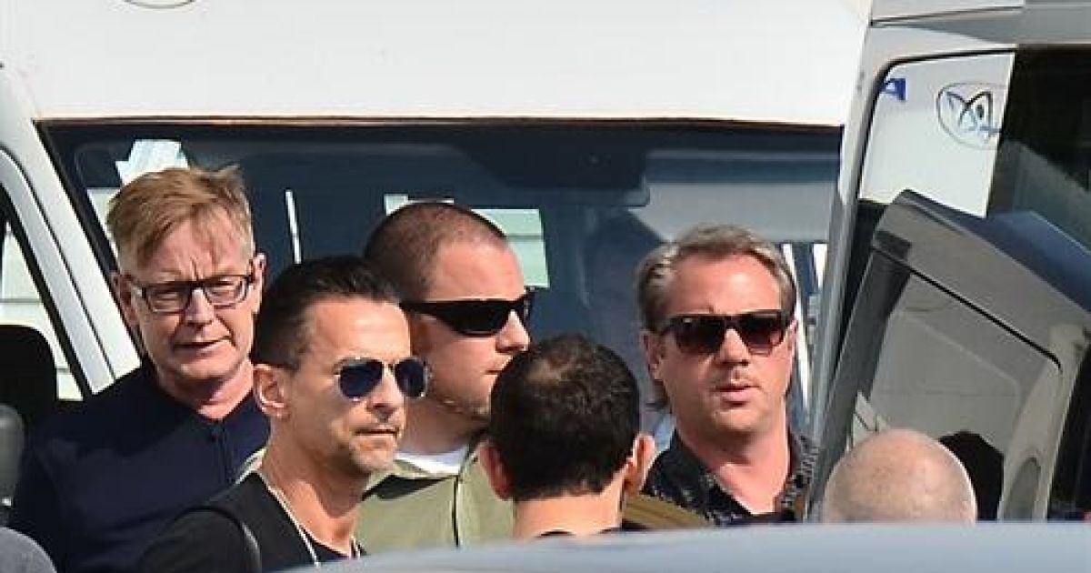 Depeche Mode приховали від фанатів час свого приїзду до Києва