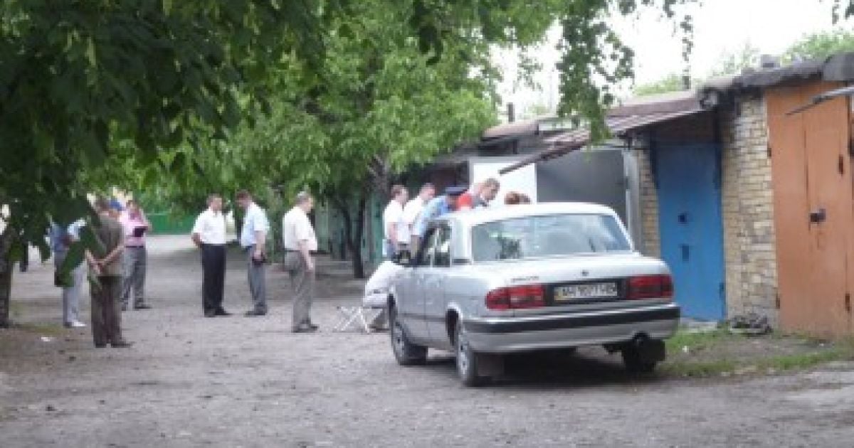 У Красноармійську в гаражі знайшли тіла трьох вбитих шахтарів