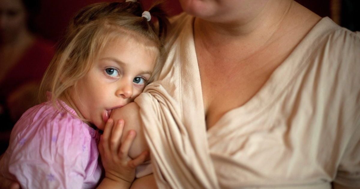 Грудне молоко допомагає дитині вилікуватися від діареї – World Health Organization Ukraine