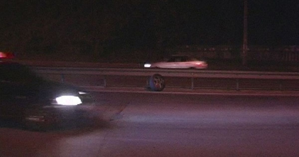 "Порше" влаштував аварію на вулиці О.Теліги у Києві / © Магнолія-ТВ