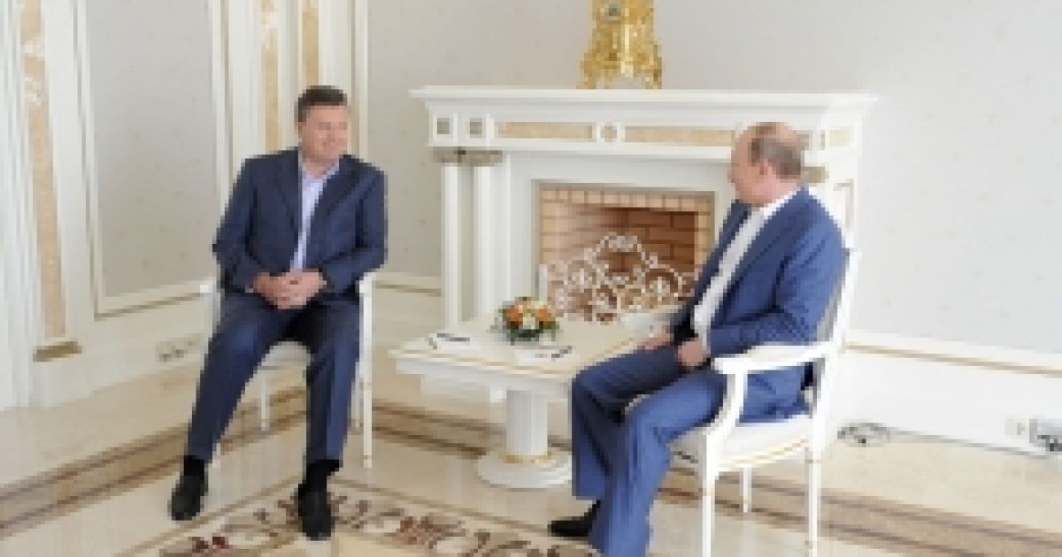 Янукович Путіну: "У нас з вами є про що поговорити"