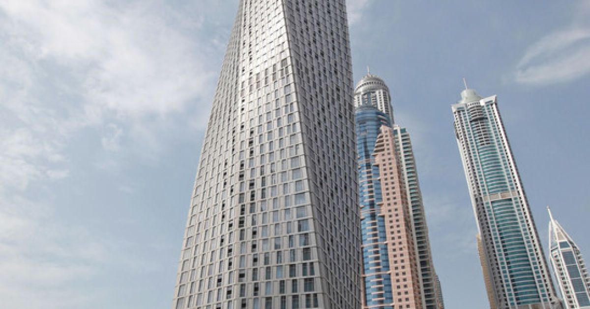 Висота вежі-спіралі Infinity Tower становить 310 м / © Фото EPA/UPG