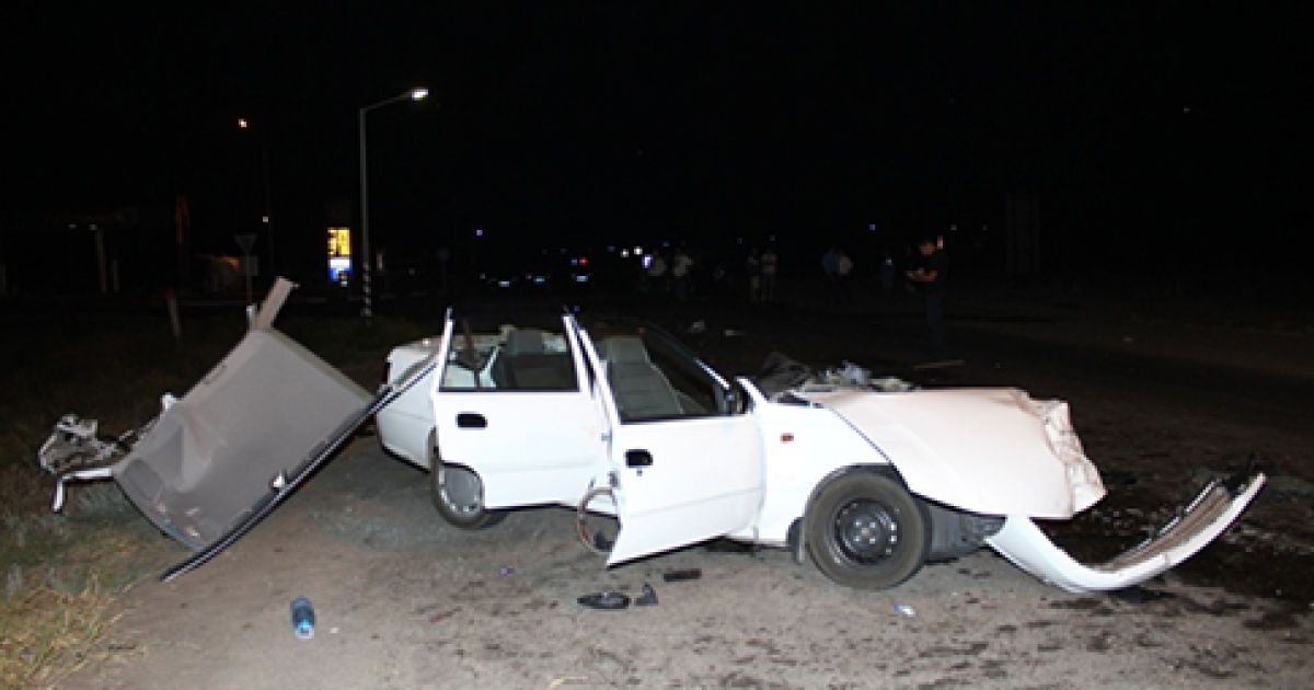 Водій автомобіля Mitsubishi виїхав на смугу зустрічного руху