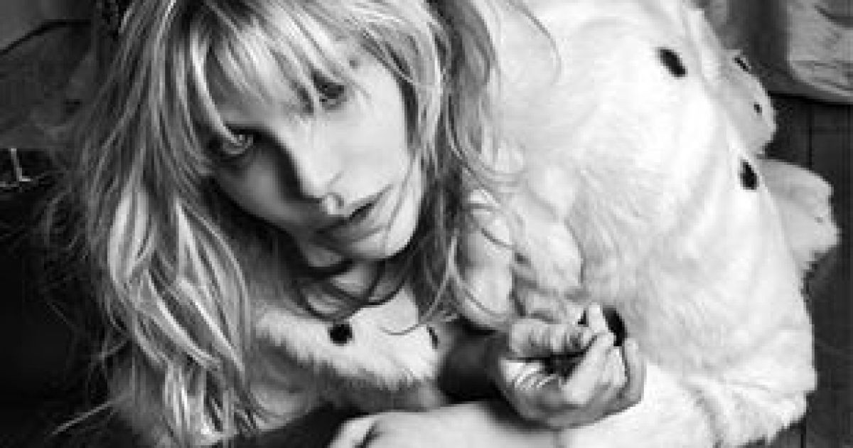 Відомі рокери співпрацюють з Saint Laurent / © cosmo.com.ua