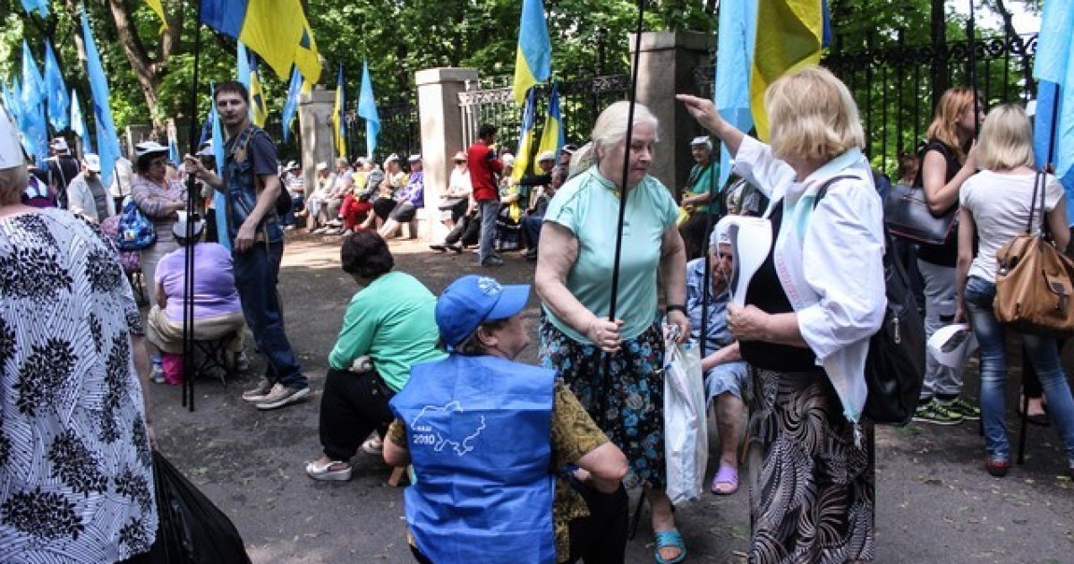 "Регіонали" йдуть маршем по Києву
