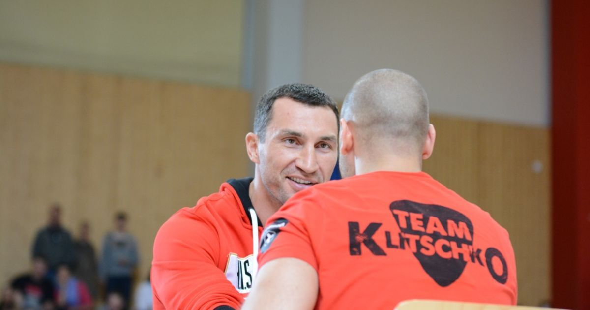Відкрите тренування Кличка і П'янети / © klitschko.com