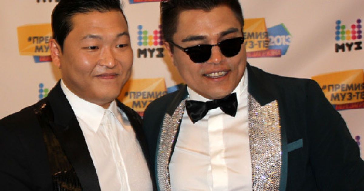Двійники заробляють на популярності PSY