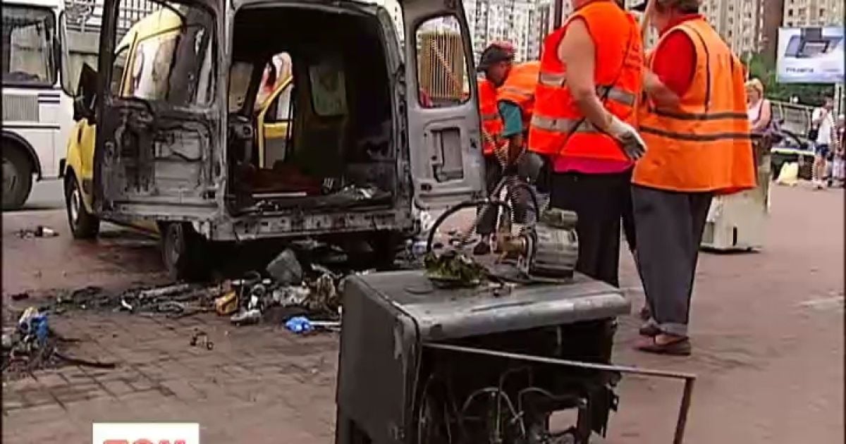 Продавцю пощастило залишитись неушкодженим під час вибуху автокав&#039;ярні