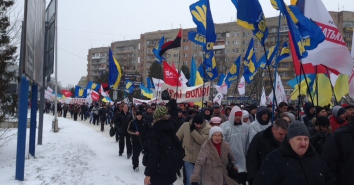 В Ужгороді на марші опозиції зібралися тисячі людей / © БЮТ-Батьківщина