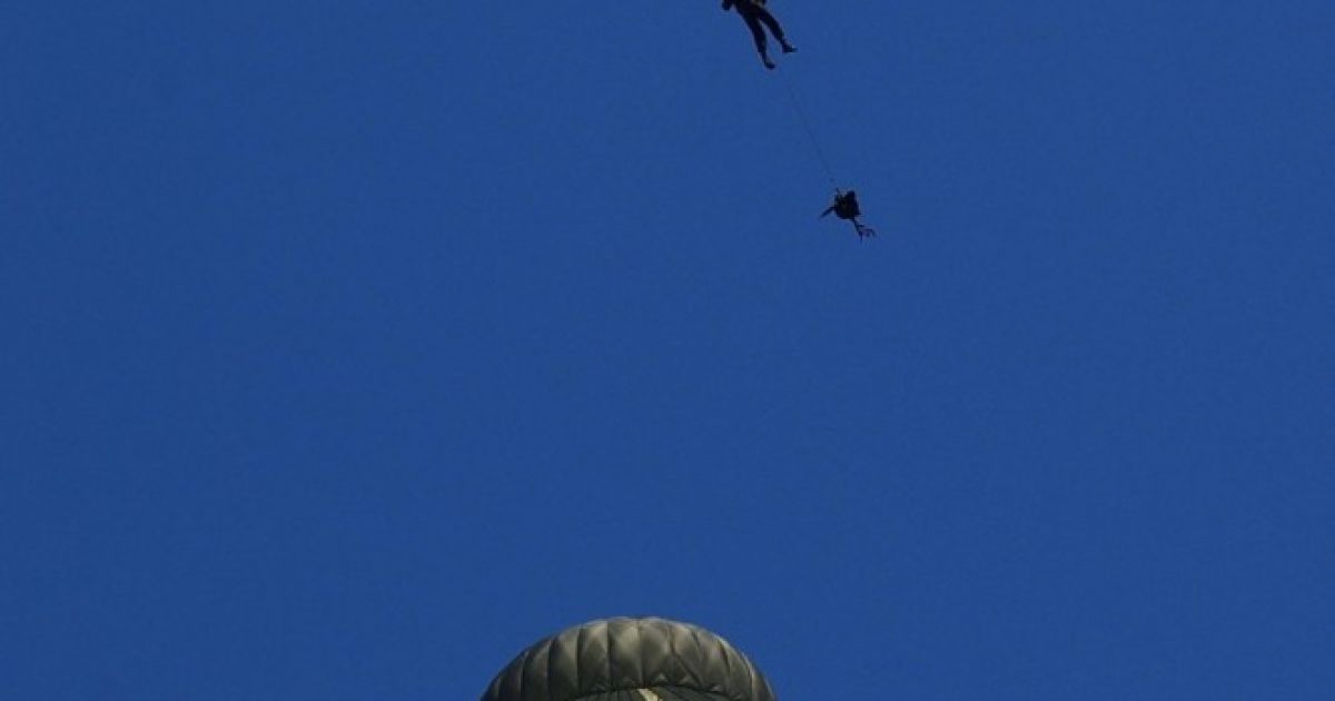 Морпіхи і десантники успішно знищили "базу терористів". / © Думская.net