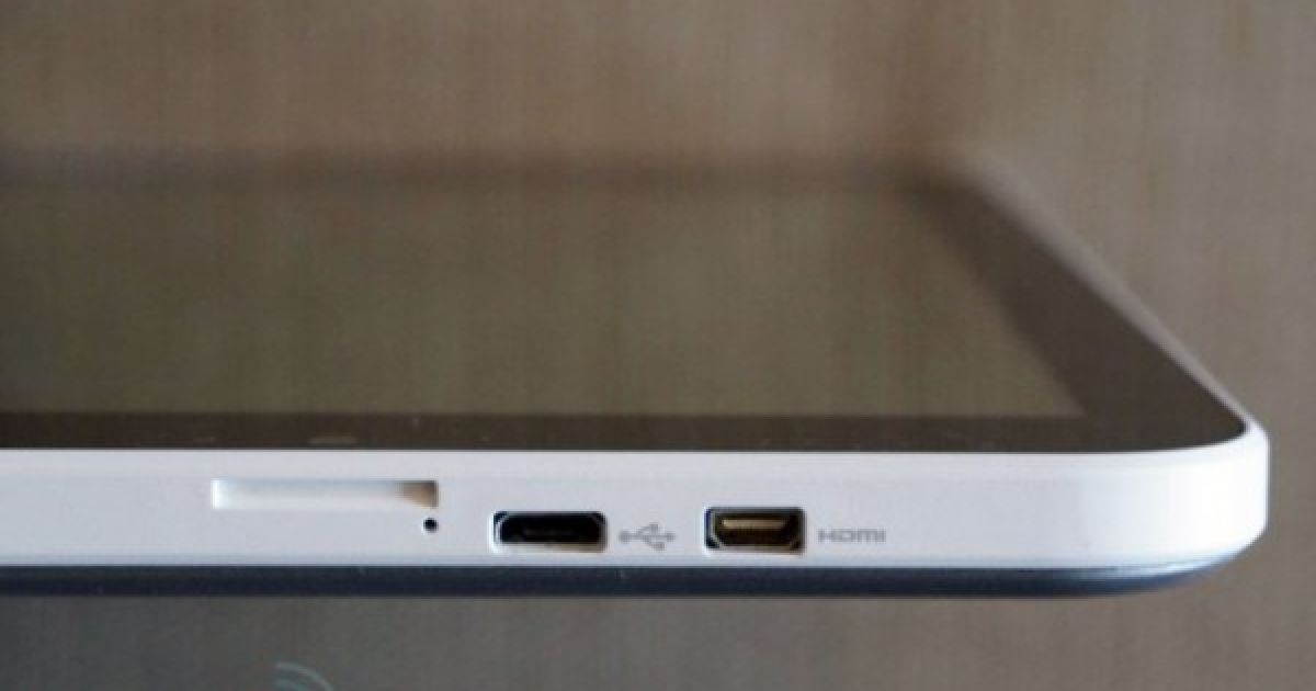 Iconia W3 / © engadget.com