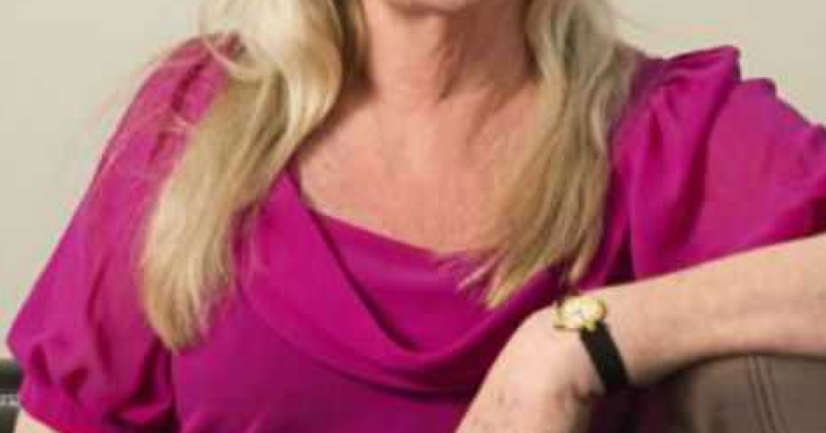 Карен Муні стала жертвою поганої косметики