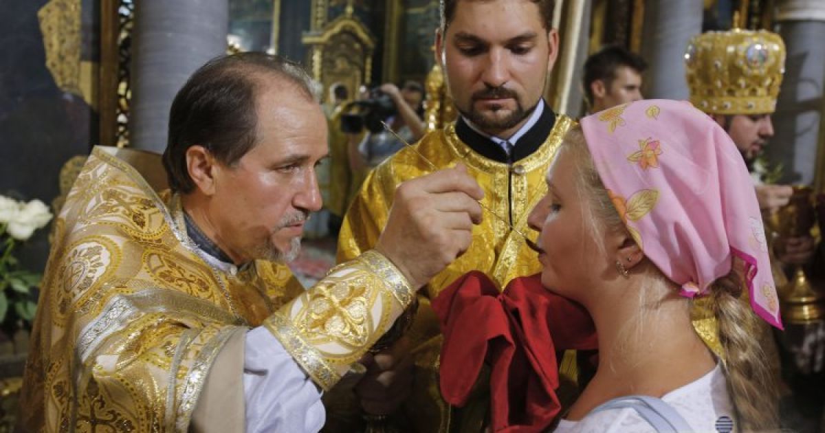 У Володимирському соборі відбулася літургія на чолі з Філаретом / © УНІАН