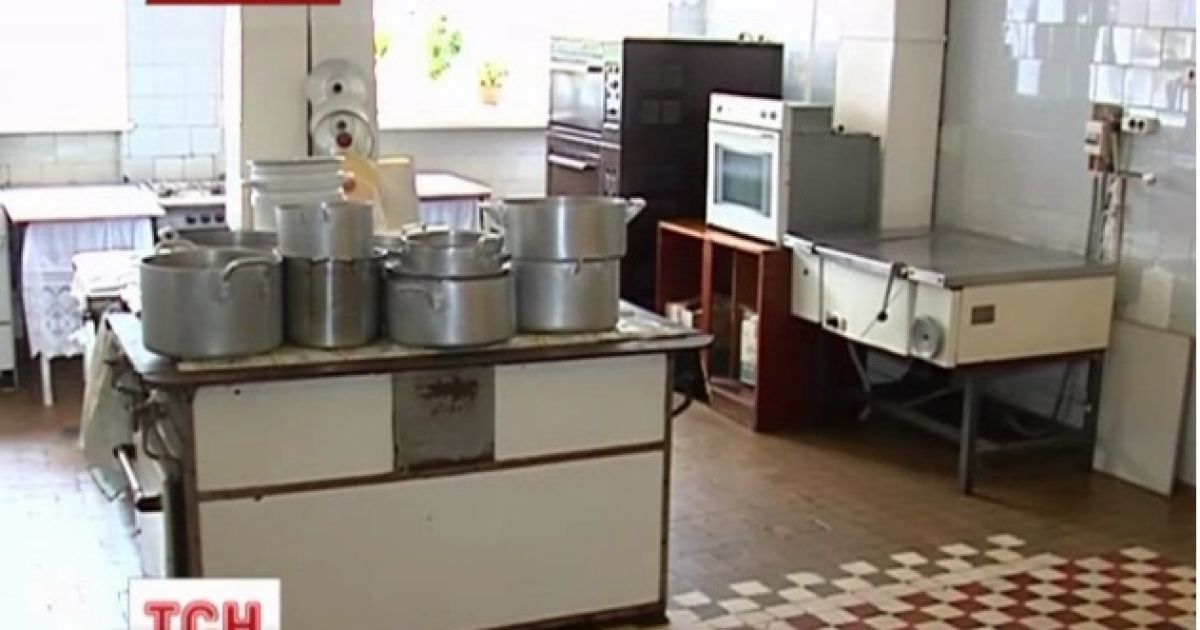Стан кухні ресторану не відповідає санітарним нормам