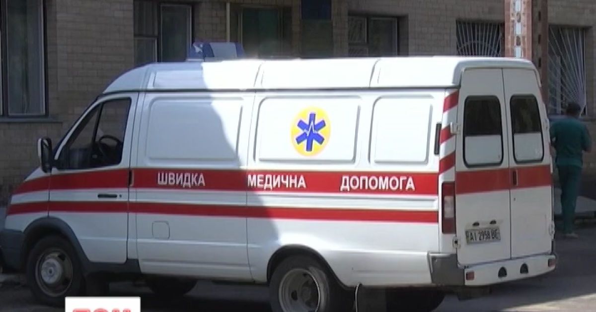 На Київщині пенсіонерів пошматували ножем, вимагаючи віддати гроші