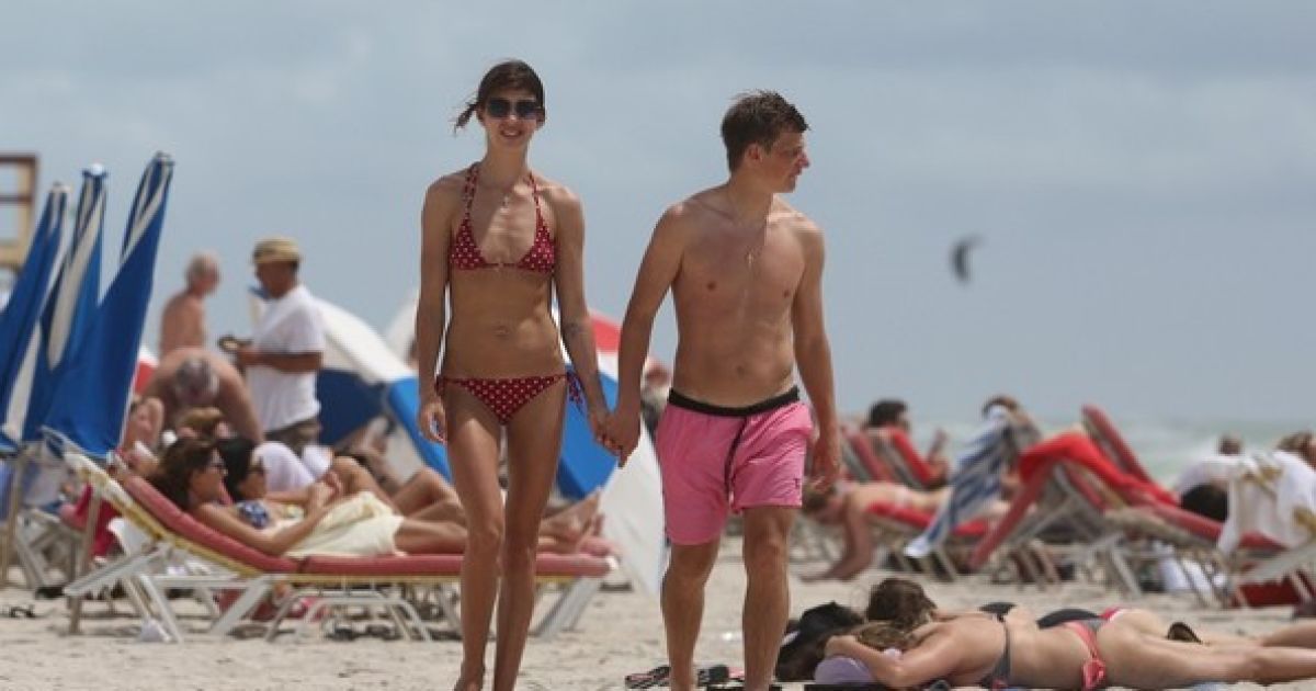 Аршавін з новою пасією в Маямі / © inoprosport.ru