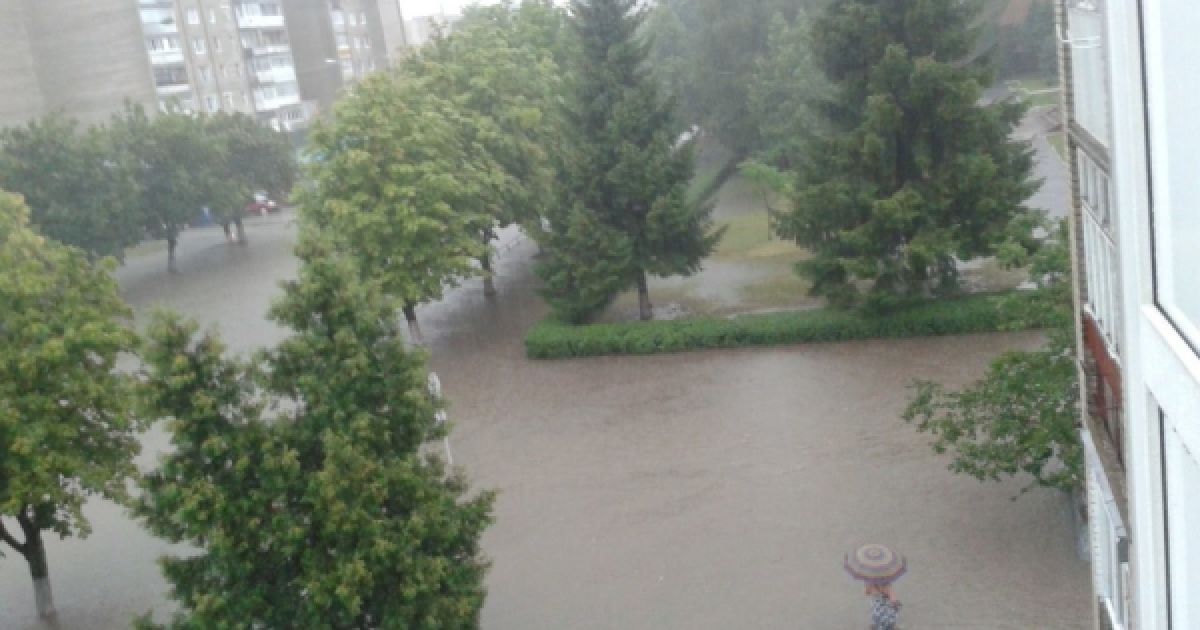 Злива у Луцьку / © pikabu.ru