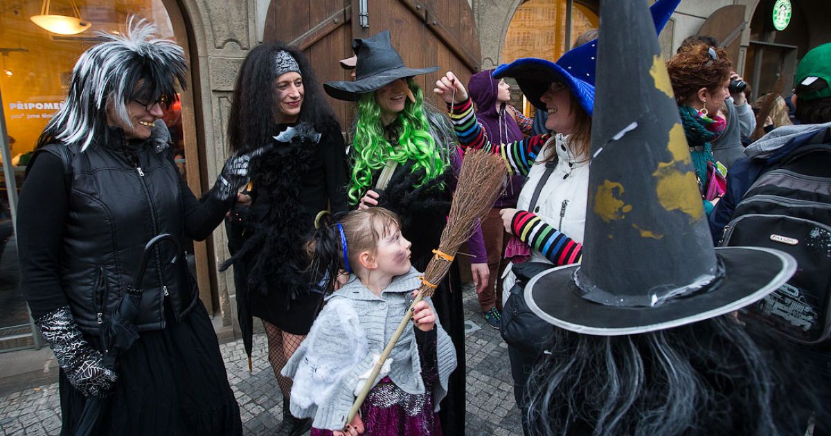 Так святкують Вальпургієву ніч у Європі