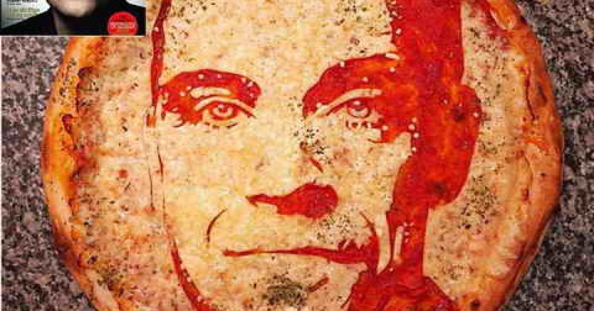 Доменіко Кролла робить портрети на піці / © ВКонтакте