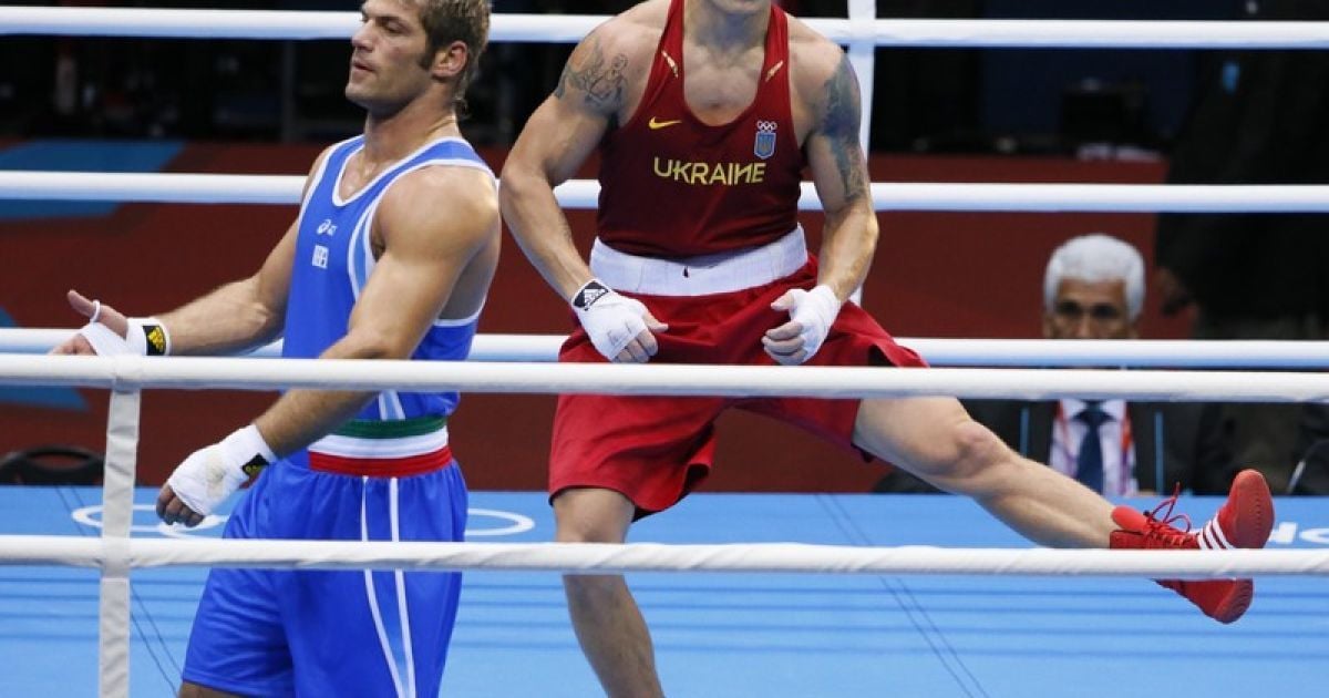 Усик йде до Кличків.