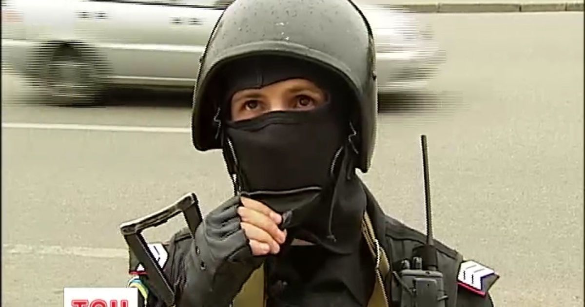 "Беркут" штурмував  посольство Ізраїлю в Києві