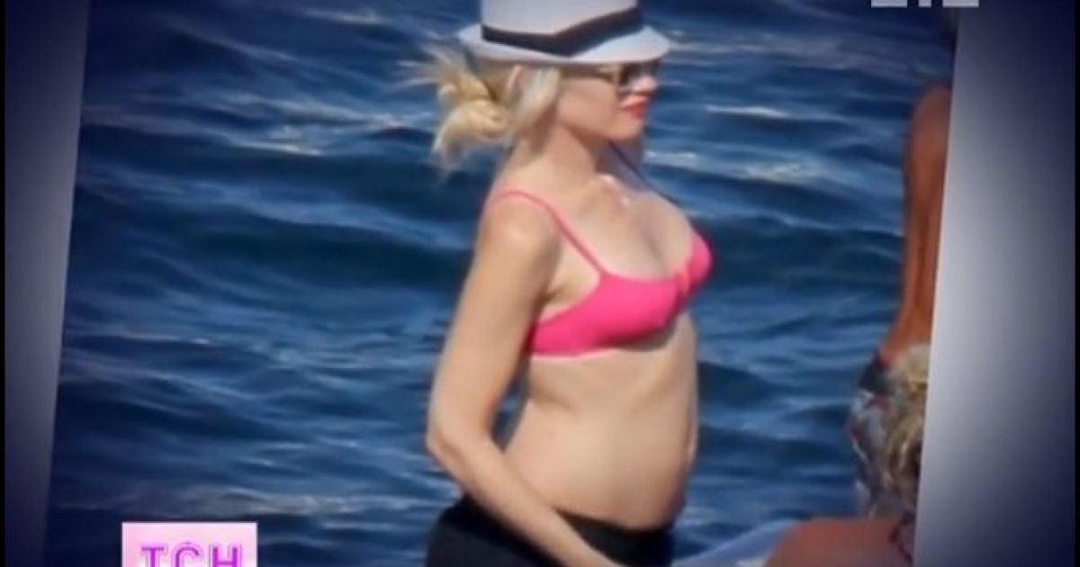 Гвен Стефані показала животик на яхті