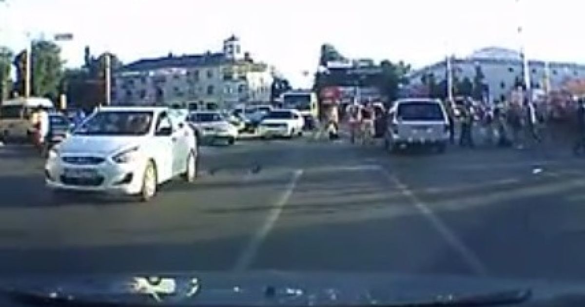 На місце події приїхали співробітники ДАІ