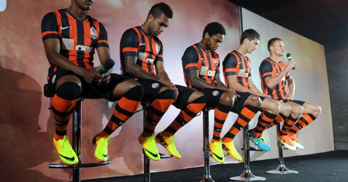 У Шахті відбулася презентація нової форми Шахтаря / © shakhtar.com