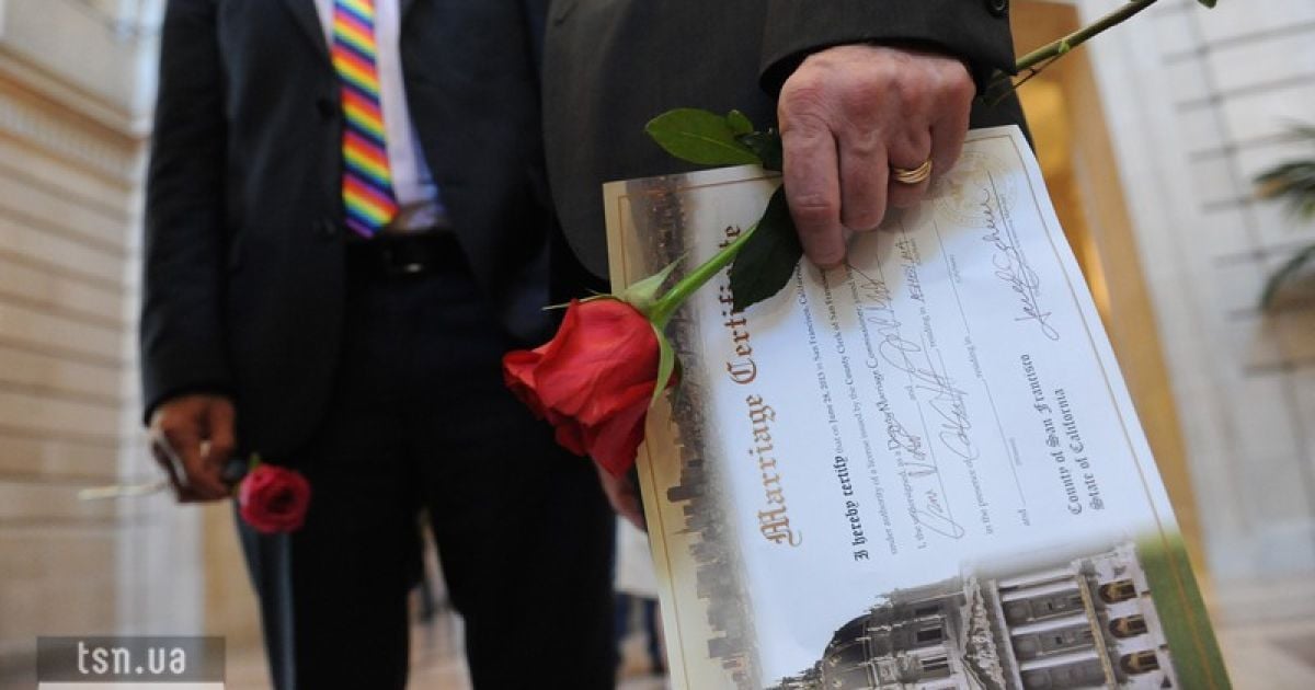 Хорватія проведе референдум щодо гей-шлюбів.