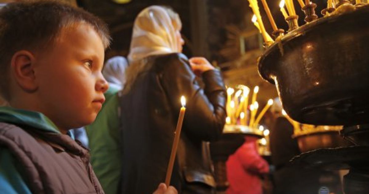 Неділя - для богослужінь, а не "лінійок", вважають у церкві.