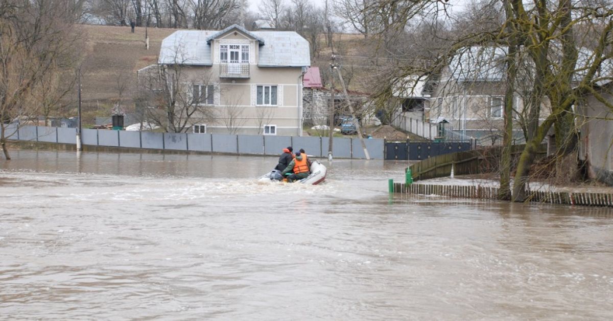 В Сибири разлилась река Обь. Иллюстрация