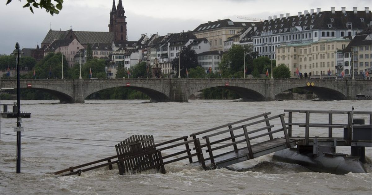 Європа потерпає від повеней / © Фото EPA/UPG