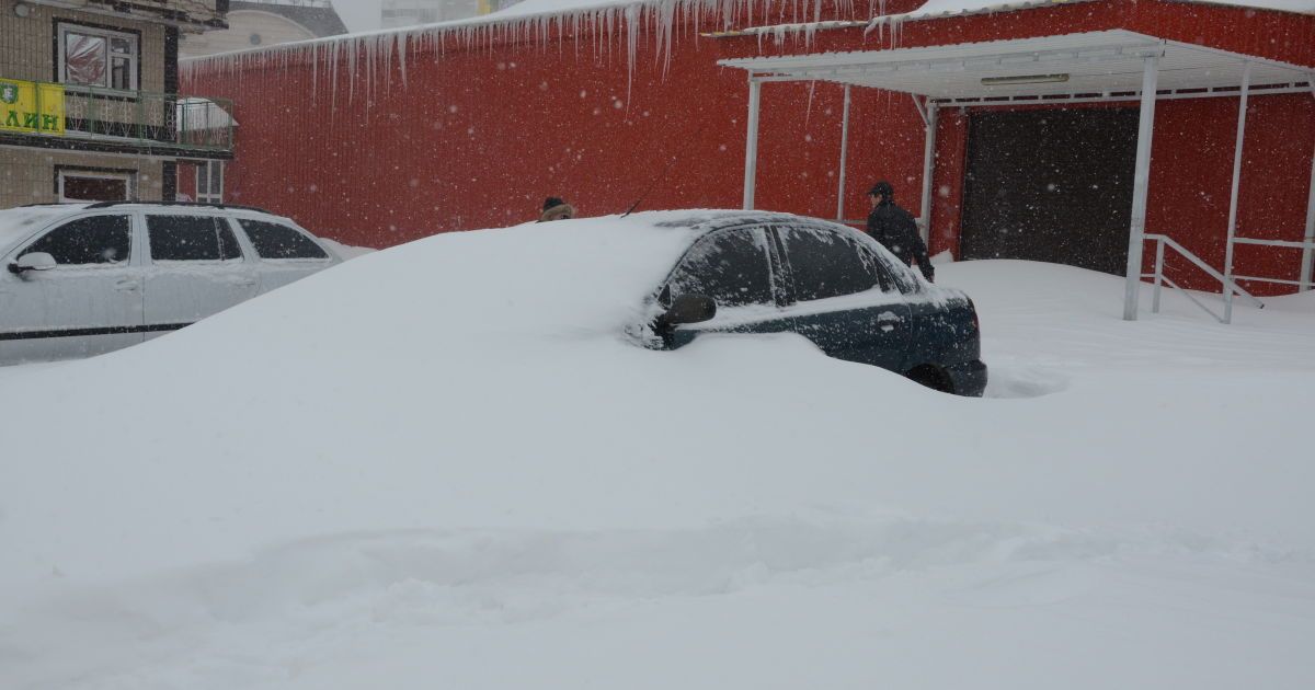 Опозиція піариться на снігу, упевнений політолог