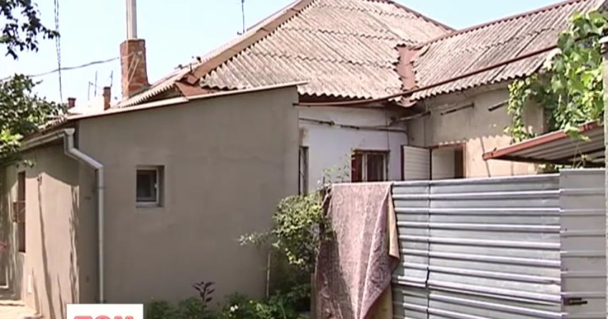 Будинок, що обвалився, зведений майже сто років тому.