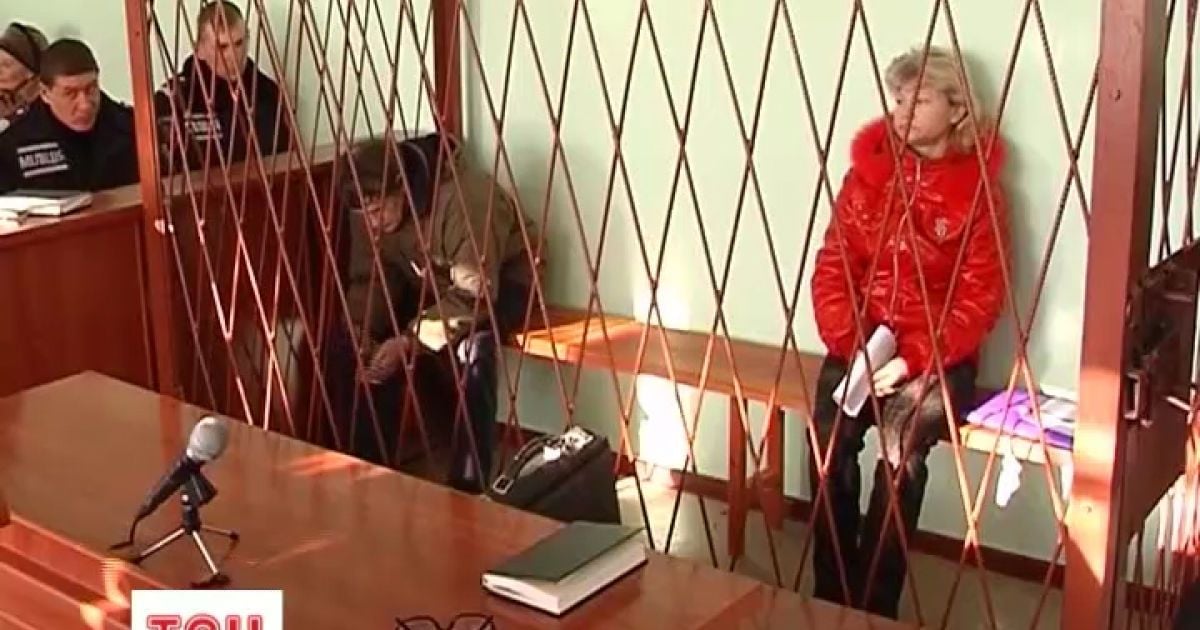 Жінка вбила двох усиновлених дітей