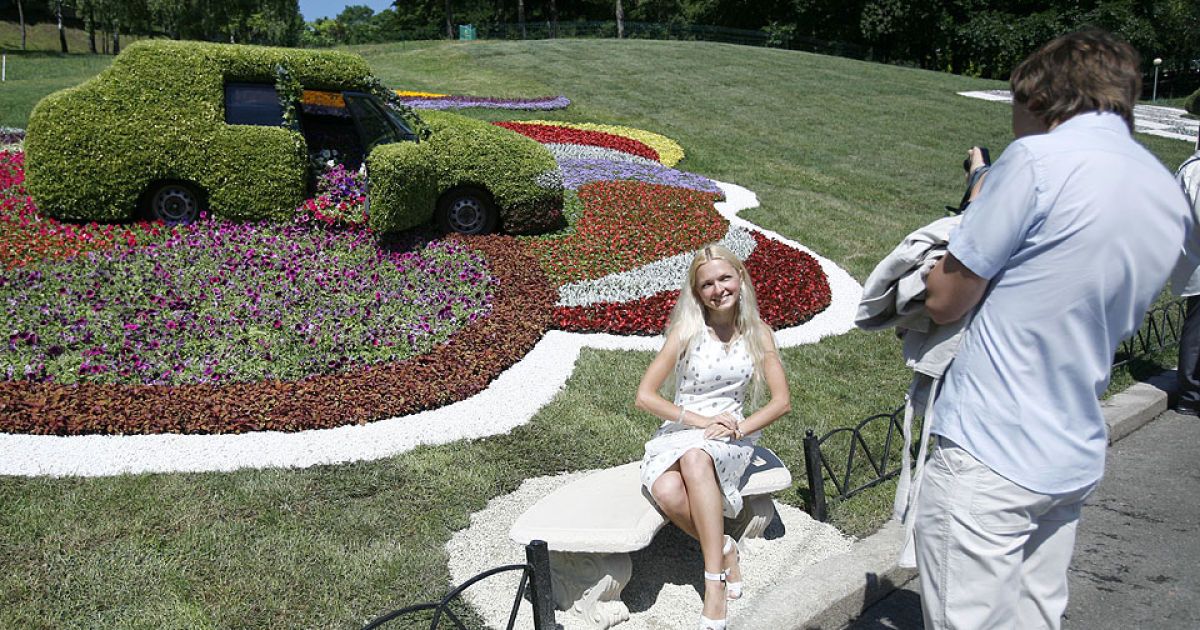 У столиці відкрили виставку "зелених" машин / © kievcity.gov.ua