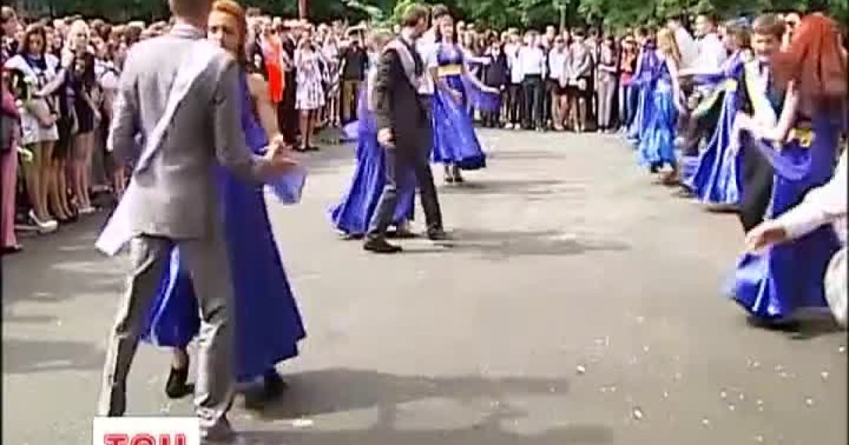 У Дніпропетровську до кожного класу випускників приставлять міліціонерів