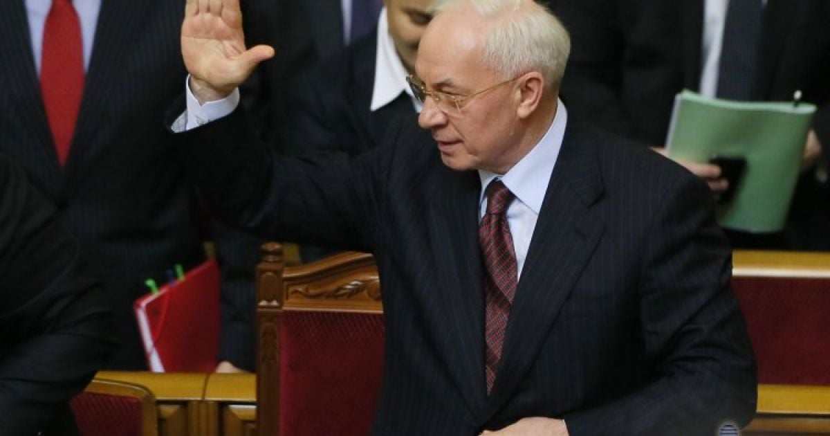 Азаров незадоволений тим, як Київ рятували від снігу.