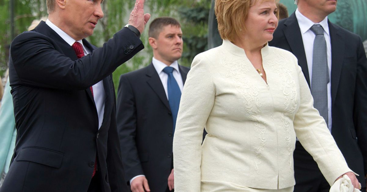 Володимир Путін разом з дружиною під час інавгурації у травні 2012 року