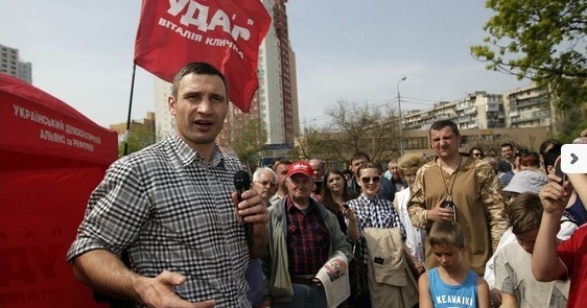Кличко не планує застосовувати фізичну силу до руйнівників пам'ятників