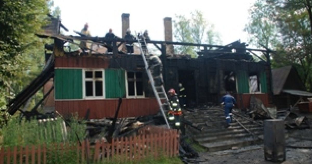 Школа вигоріла вщент